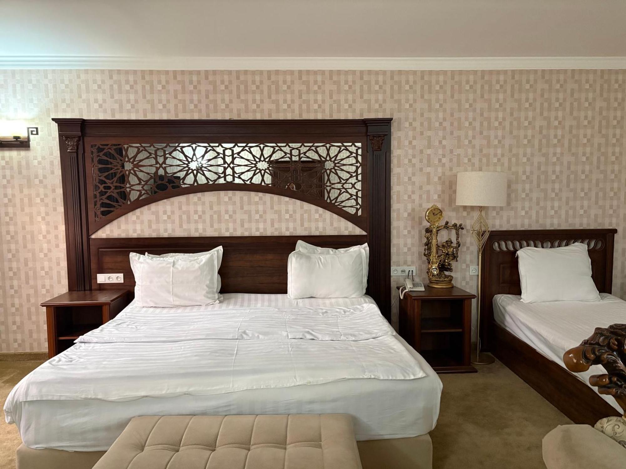 Boulevard Palace Hotel 撒马尔罕 外观 照片